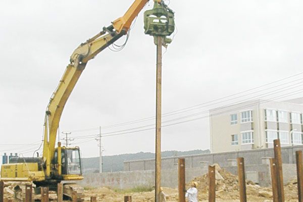 YZM50挖機(jī)振動(dòng)錘