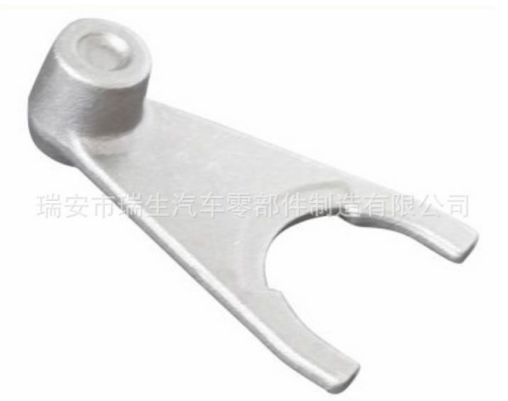 專業(yè)提供各種精密鑄造 精密鑄鋼件 汽車撥叉