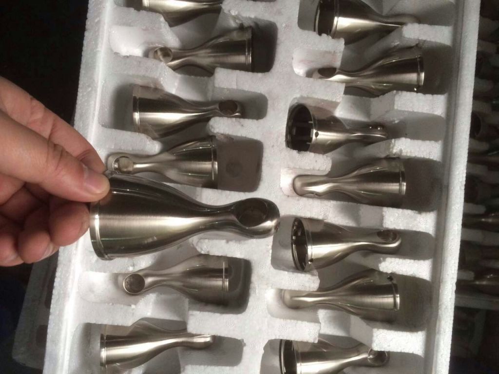 美國浴巾架鍍拉絲鎳