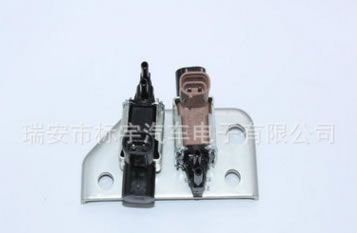 三菱 壓力轉(zhuǎn)換閥 EGR電磁閥 MR577099