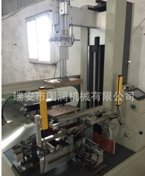 天地蓋成型機(jī)，半自動(dòng)成型機(jī)，高效生產(chǎn)各種大小不同盒型