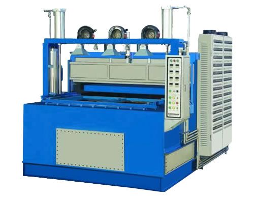 自動真空吸塑成型機