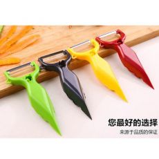多功能廚房家居削皮器 創(chuàng)意實用型刨絲刀 蘋果削皮器