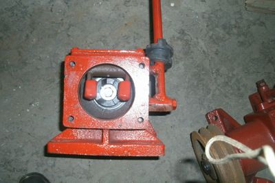 手動換向閥，液壓手動閥，油泵離合器.收網(wǎng)機(jī)配件.起網(wǎng)機(jī)配件