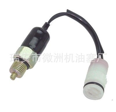 鈴木倒車燈開關(guān)