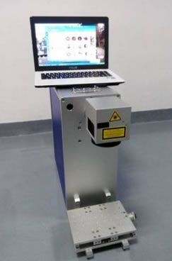 PVC管材激光噴碼機(jī)食品包裝袋激光打標(biāo)機(jī)塑膠激光雕刻機(jī)