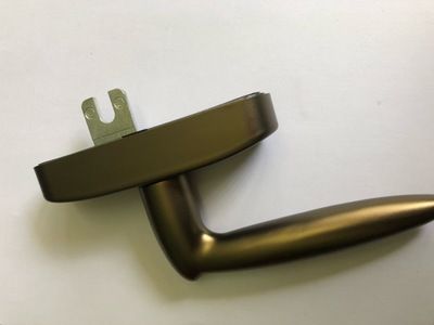 電鍍氧化方軸內平開內開內倒門窗執(zhí)手B19