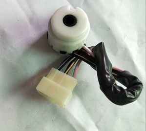 汽車、三菱轎車點火開關，線束開關OE：8-94222613-0