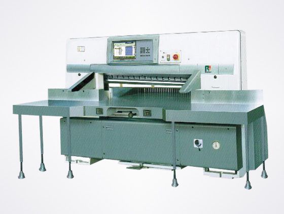 (QZYK-1300CD)10.4英寸系列電腦切紙機