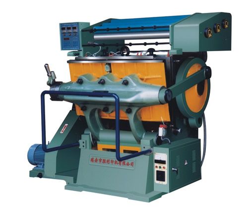 TYPB950型 程控燙金壓痕切線機(jī)