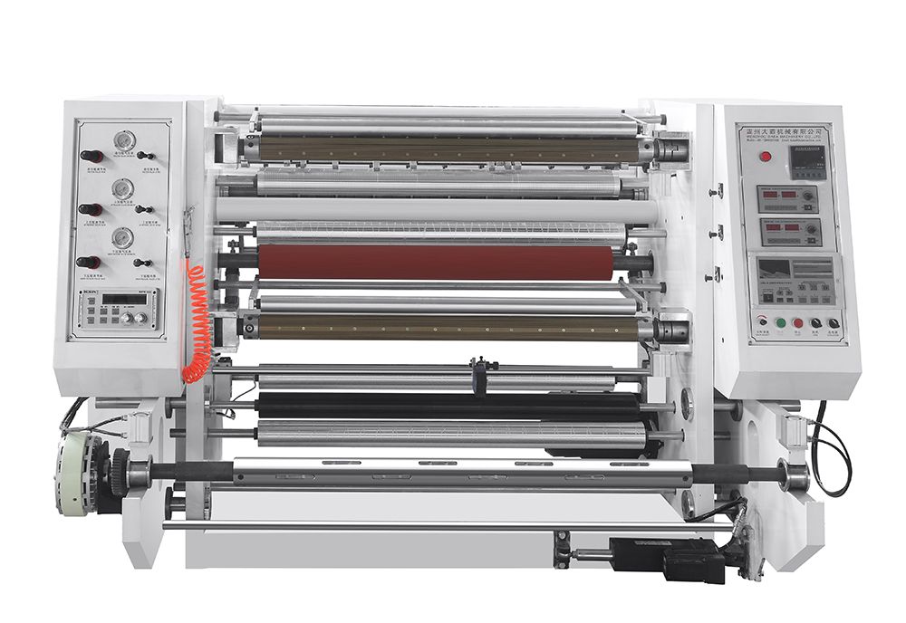 LFQ-D經(jīng)濟(jì)型高速電腦分切機(jī)