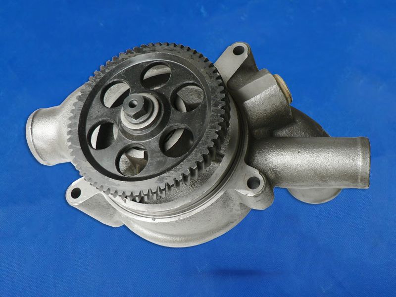 納威斯達(dá) 水泵 OE：235326039